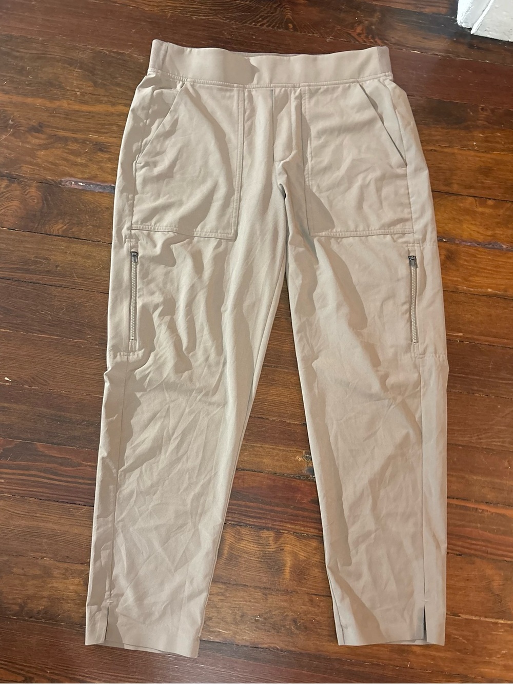 Athleta tan jogger breathable athletic pants size 10